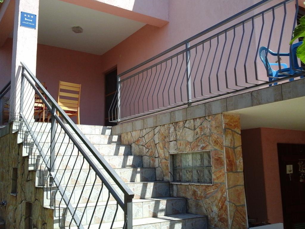 Apartment Vrulje Ґорні Карин Екстер'єр фото