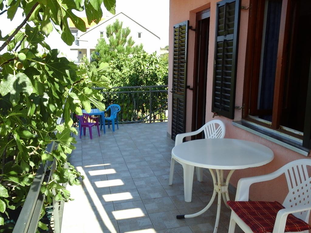 Apartment Vrulje Ґорні Карин Екстер'єр фото